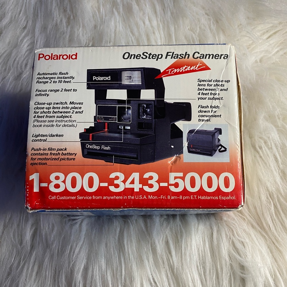 Polaroid OneStep Flash Instant Camera - Picture 2 of 2